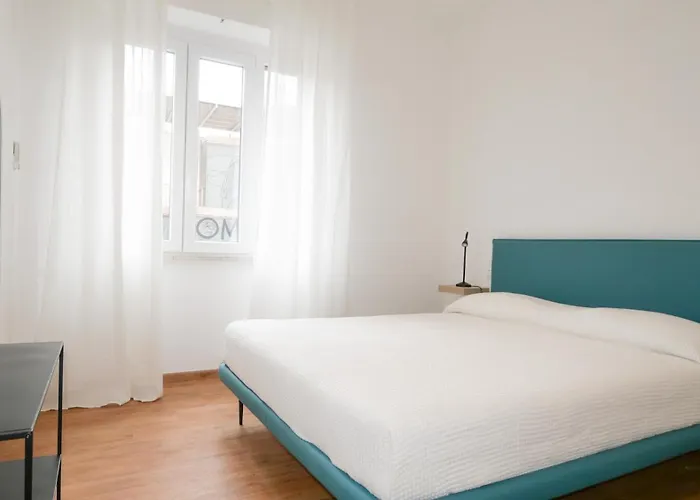 Yuna Rent - Fabrizi * Πεσκάρα